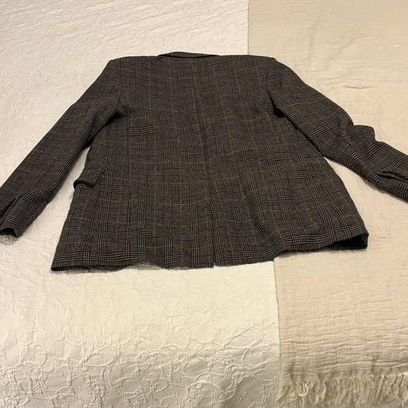 Zara Black and Gray Plaid Women's Blazer - Picture 2 of 2